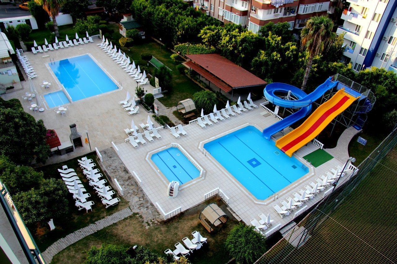 Park Hotell 2*